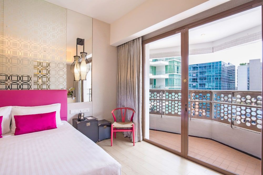 Village Hotel Katong by Far East Hospitality Deluxe Room 3