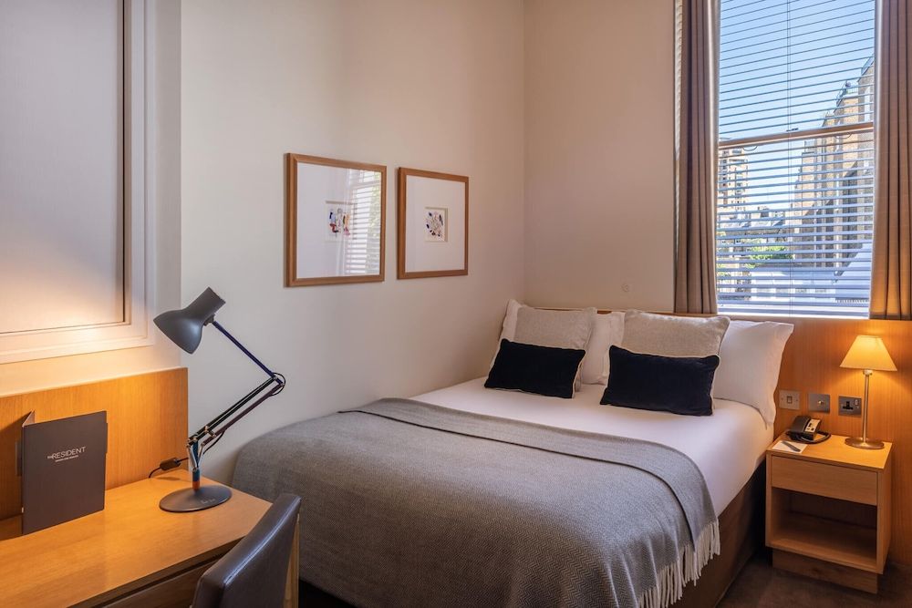 The Resident Kensington Small Double Room
