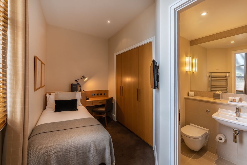 undefined The Resident Kensington