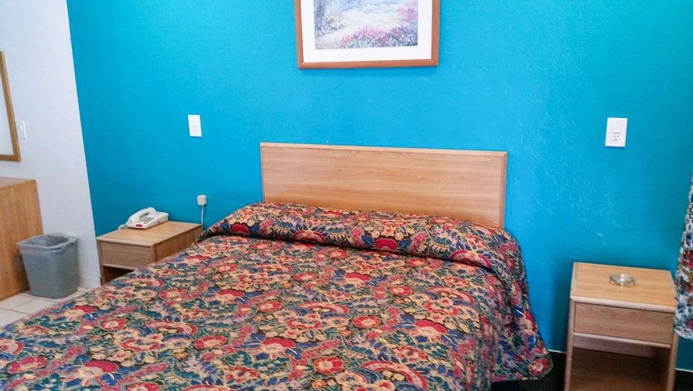 Room, 1 Queen Bed, Smoking