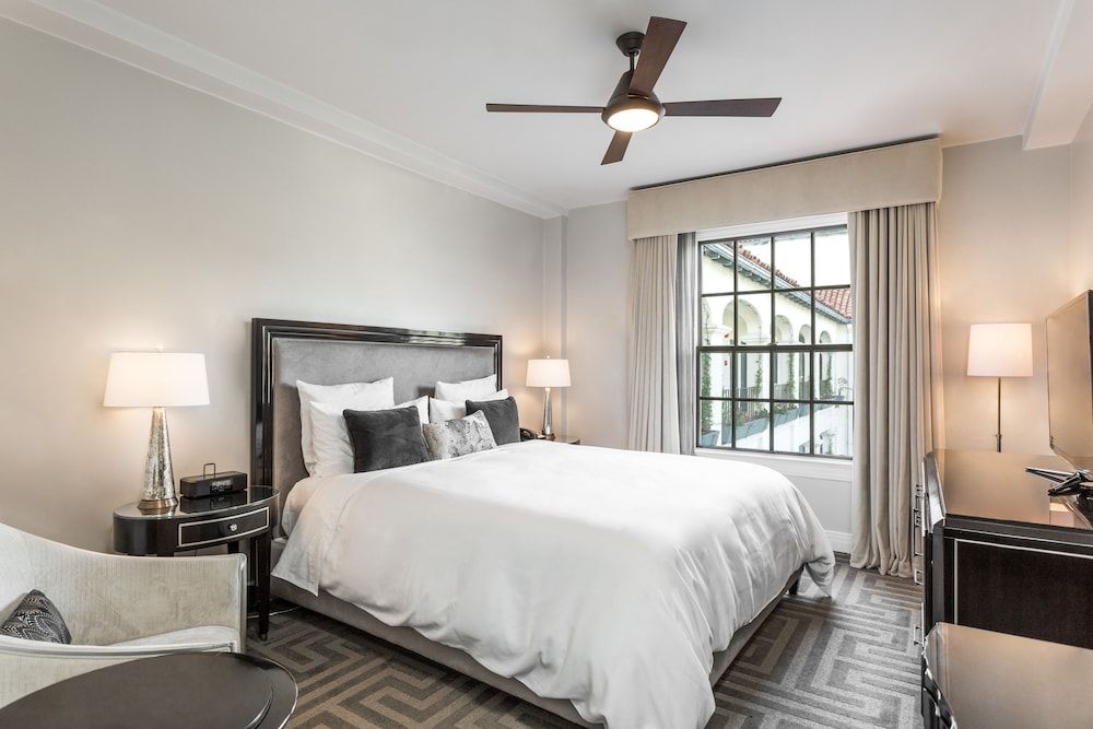 Montecito Inn Room, 1 Queen Bed 2