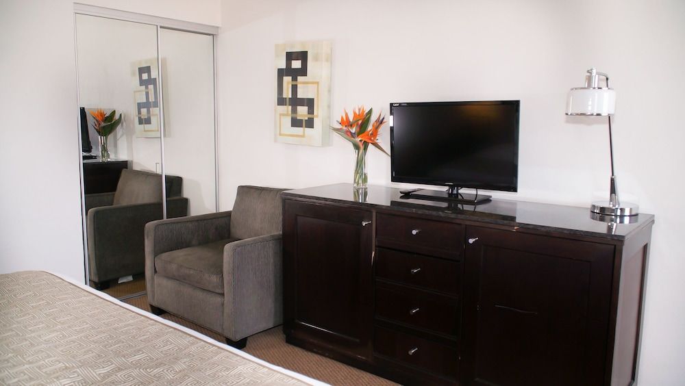 San Simeon Lodge Room, 1 King Bed, Non Smoking, Ocean View 5