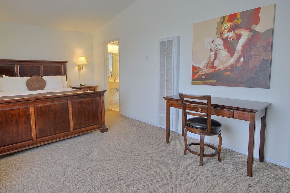 San Simeon Lodge Family Suite, 2 Bedrooms, Non Smoking, Ocean View 6