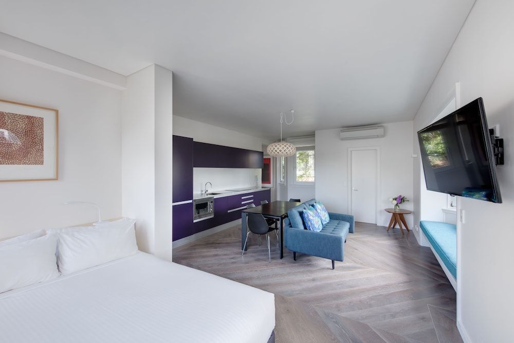 Regents Court Sydney Executive Apartment, City View 2