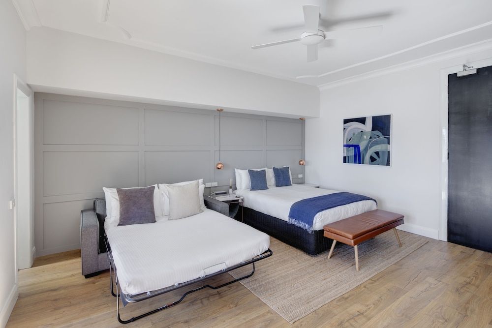 Superior Studio, 1 Queen Bed with Sofa bed
