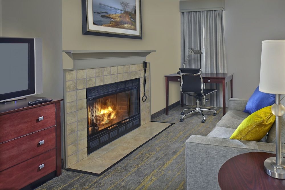 Standard Suite, 1 King Bed