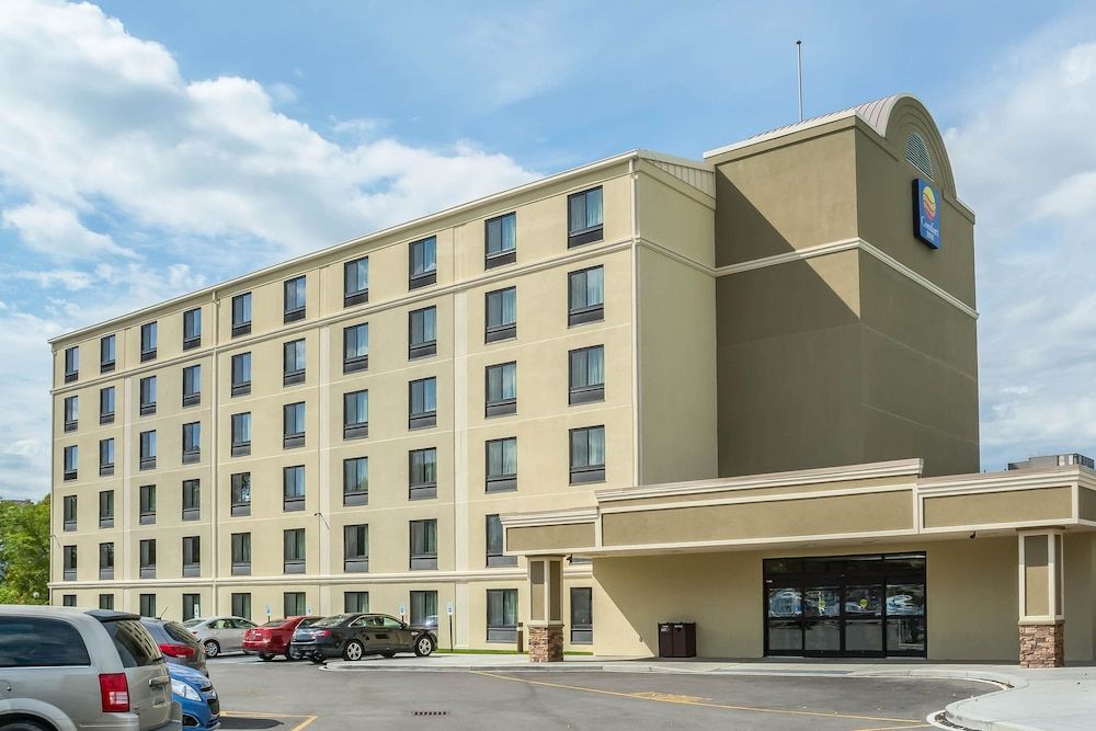 undefined Comfort Inn The Pointe