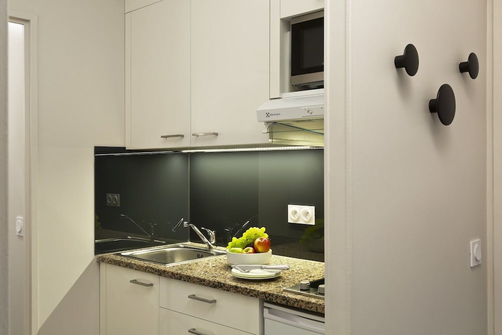 undefined Citadines Trocadéro Paris 5