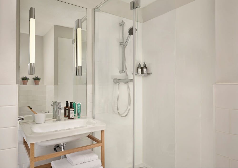 undefined Citadines Barbican London 8