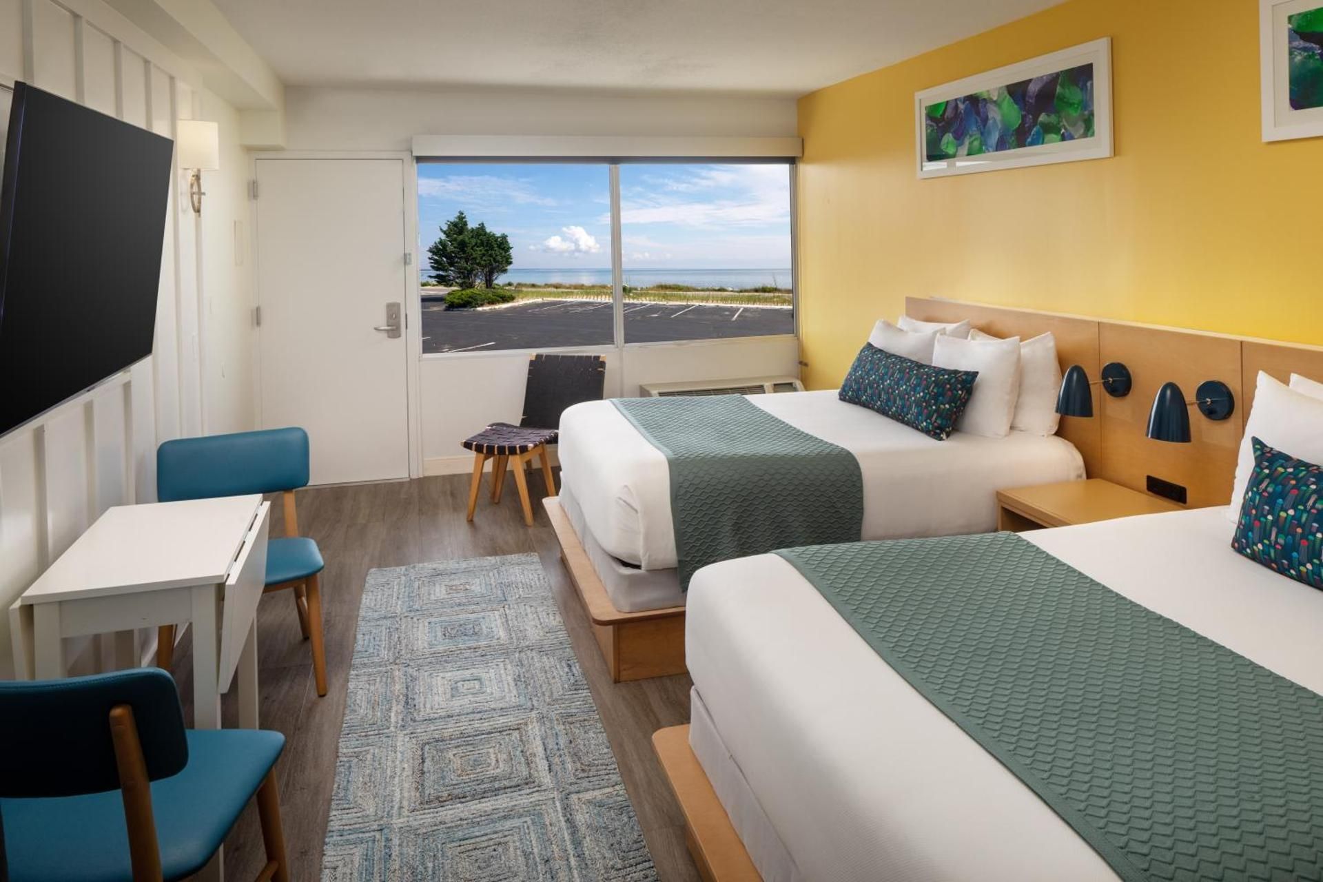 Bay View Room with Two Double Beds