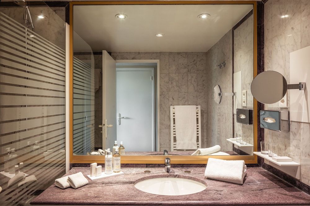 undefined Royal Garden Champs-Elysées 4