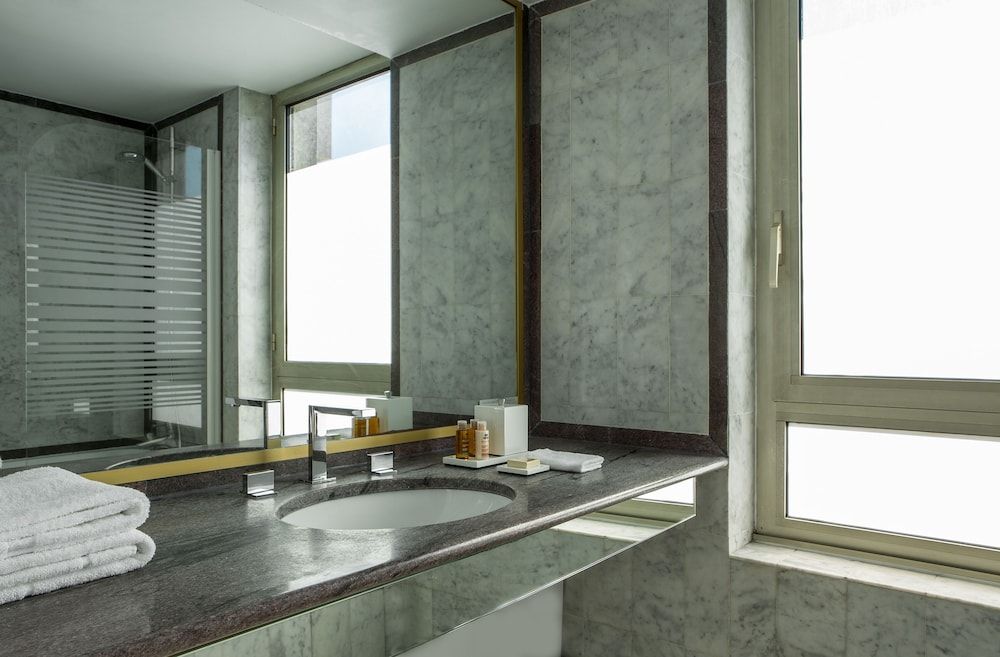 undefined Royal Garden Champs-Elysées 7