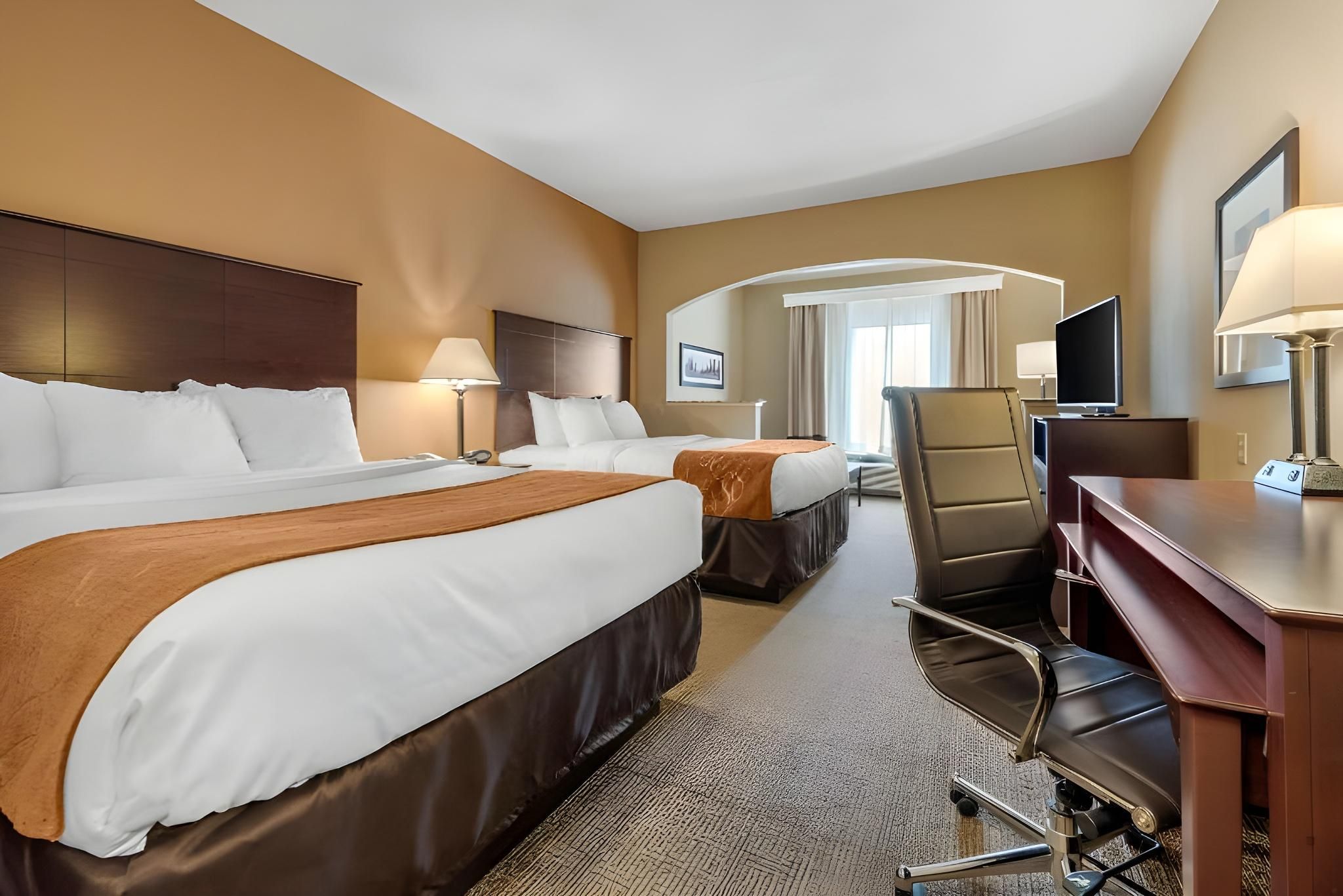2 Double Beds, Suite, Nonsmoking