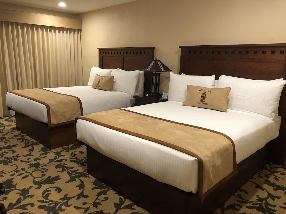 Hotel Mission de Oro Deluxe Room, 2 Queen Beds