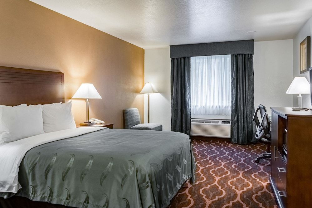 Room, 1 King Bed, Accessible, Non Smoking
