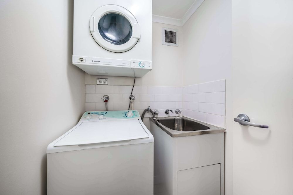 Oaks Sydney Goldsbrough Suites Apartment, 2 Bedrooms (Split Level) 11