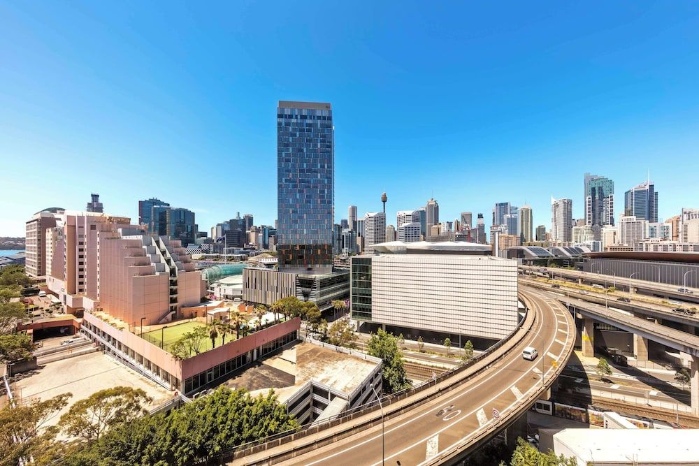 Oaks Sydney Goldsbrough Suites Executive Apartment, 2 Bedrooms, City View (Split Level) 8