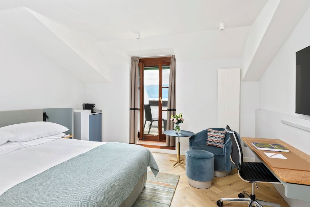 undefined Hotel Angleterre 2