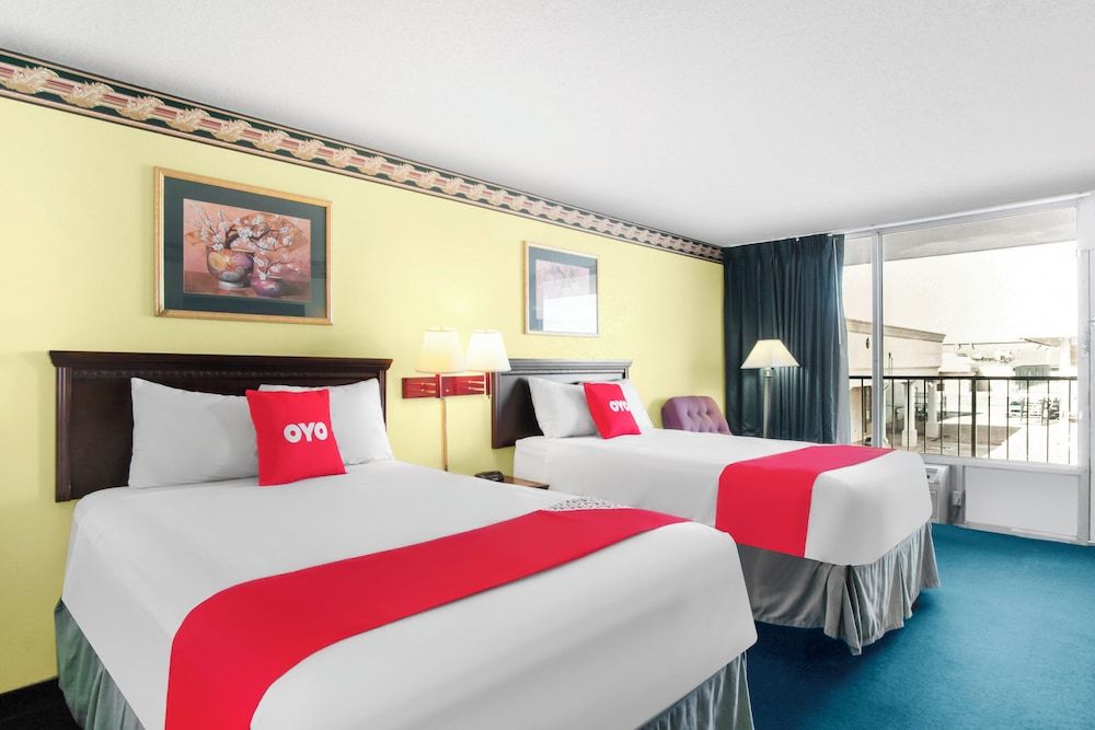 OYO Hotel Oklahoma City South I-35 and SE 29th Room, 2 Double Beds, Smoking 2