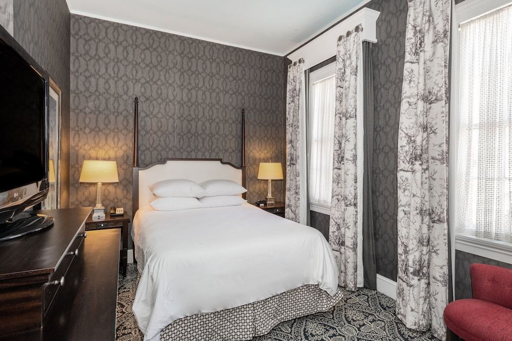 Historic Inns of Annapolis Room, 1 Queen Bed (Robert Johnson) 2