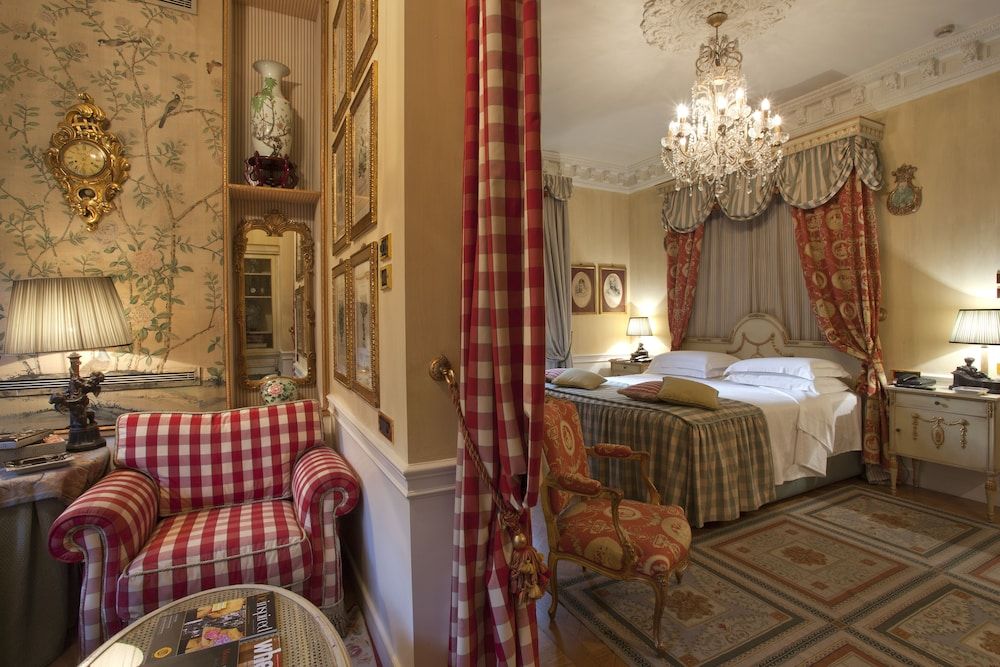 Hotel de la Ville - Small Luxury Hotels of the World Suite 6