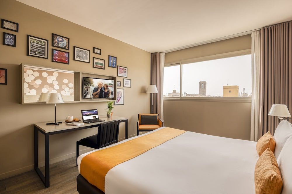 Citadines Ramblas Barcelona Classic Room 2