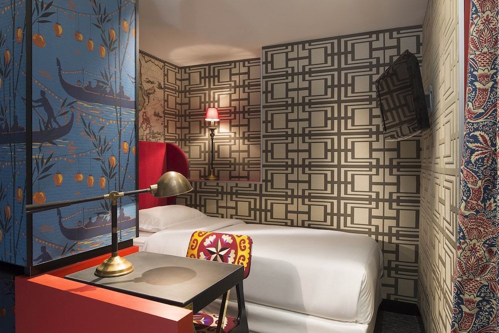 undefined Hotel du Continent 8