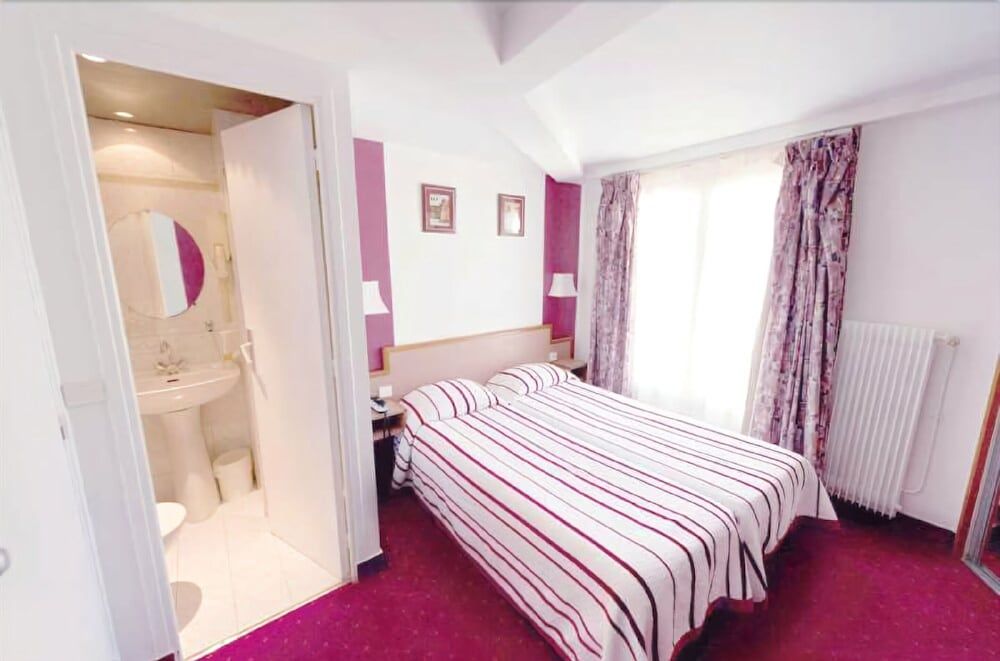 undefined Hôtel Royal Bergère 2