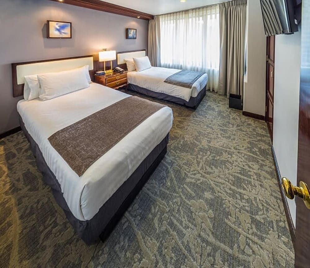 Ritz Apart Hotel Presidential Suite 3