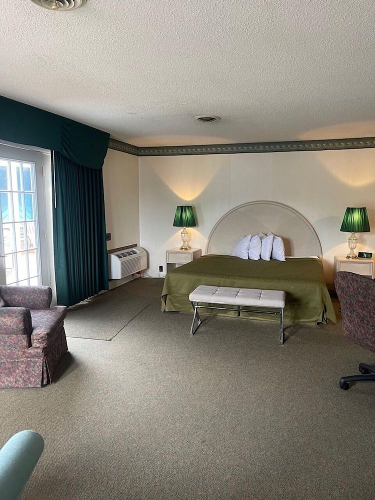 Deluxe Suite, 1 King Bed, Non Smoking