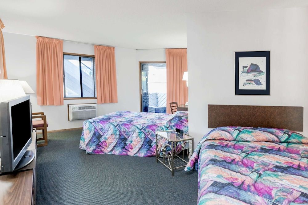Standard Room, 2 Queen Beds