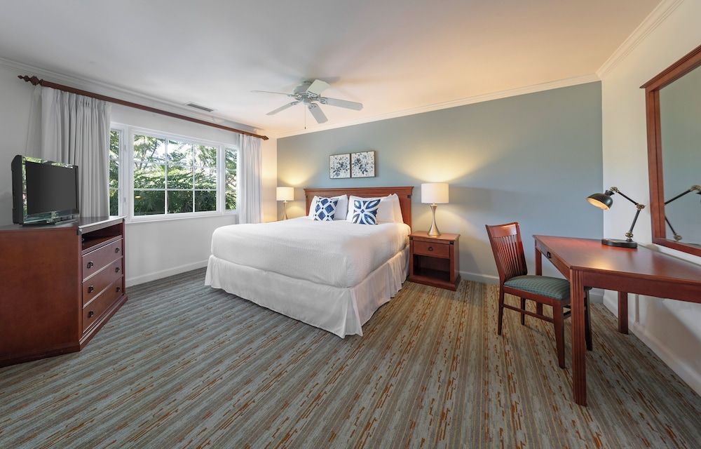 Standard Room, 1 King Bed