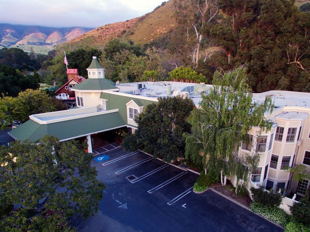 undefined Apple Farm 8