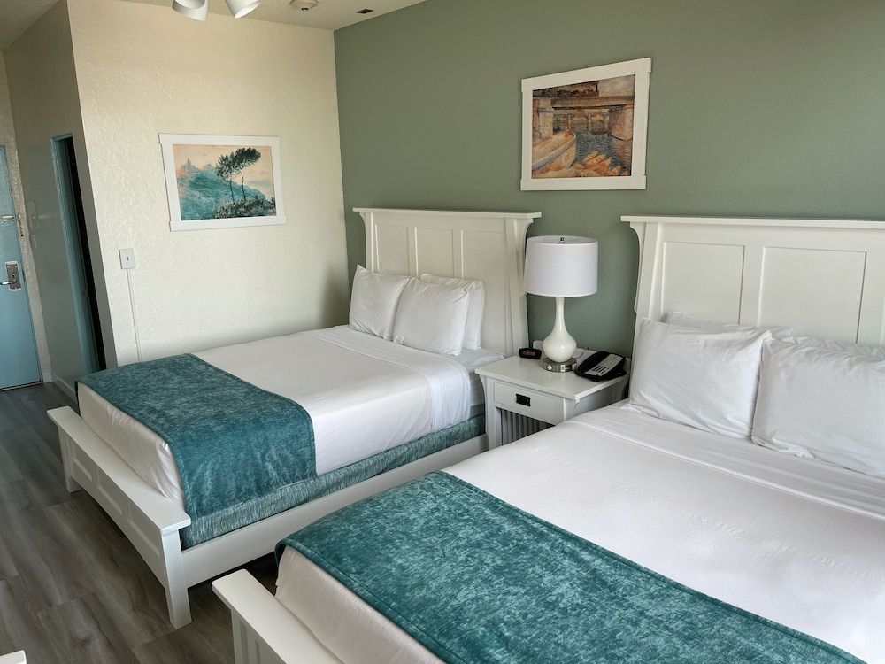 Hotel Carmel Standard Room, 2 Queen Beds