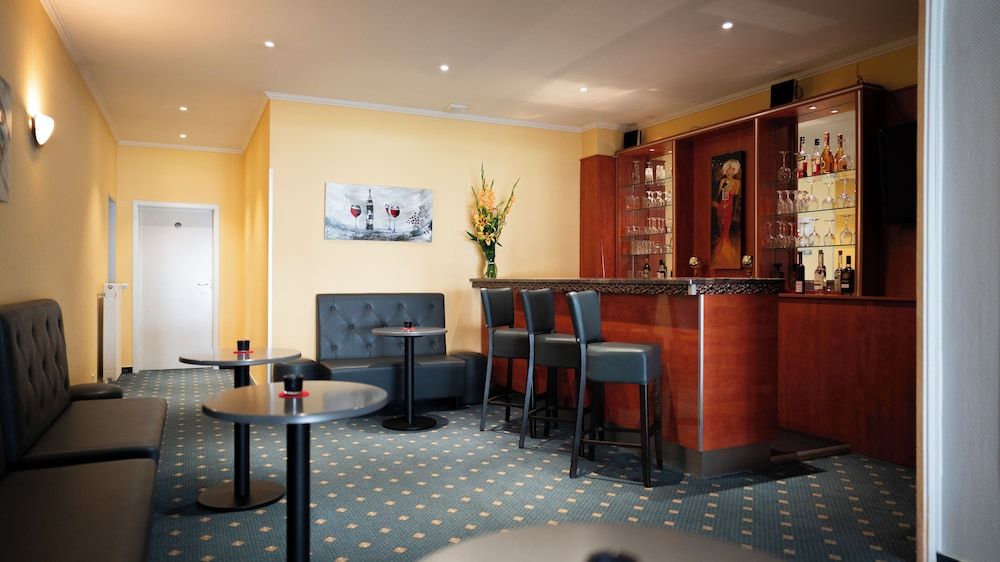 undefined Hotel Boulevard 9
