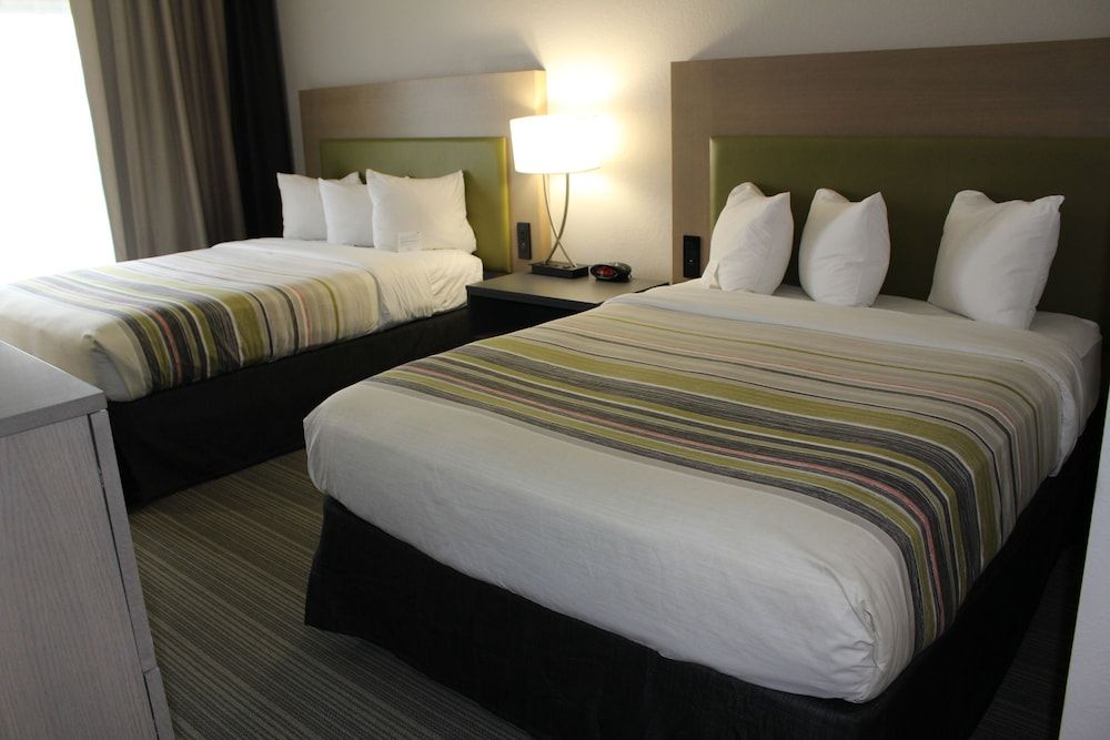 Room, 2 Queen Beds, Non Smoking