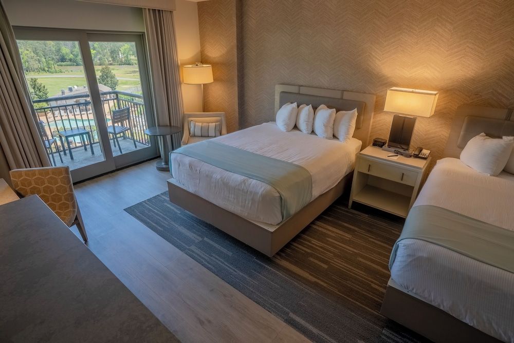 Callaway Resort & Gardens Room, 2 Queen Beds (Lodge and Spa Lake Side)