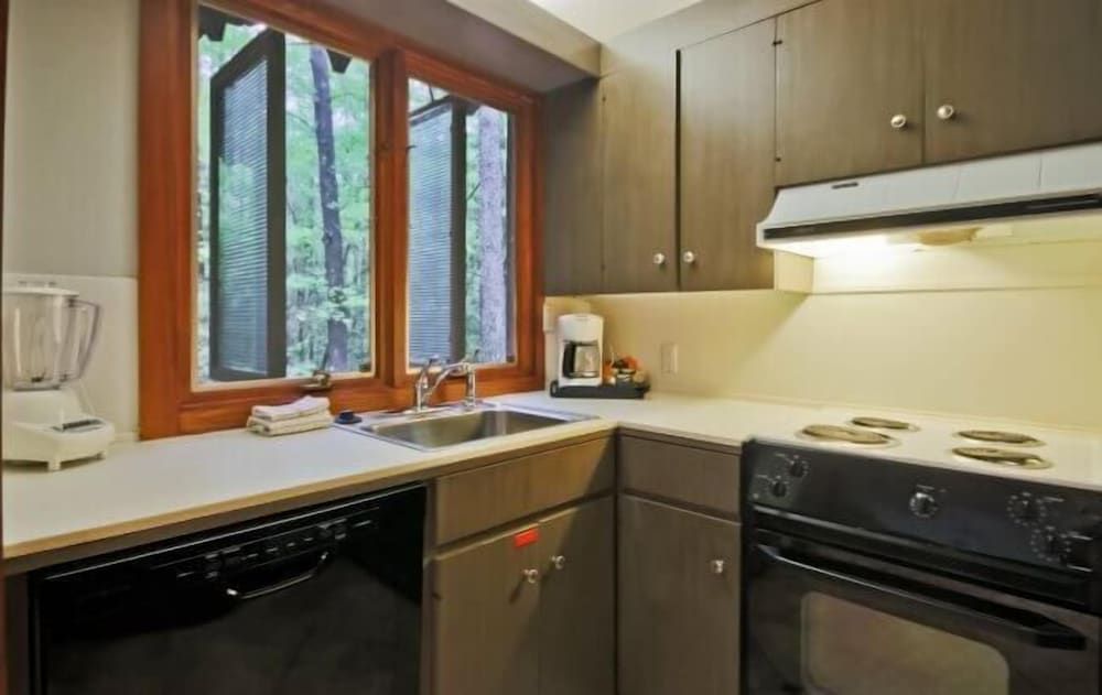 Callaway Resort & Gardens Cottage, 2 Bedrooms 6