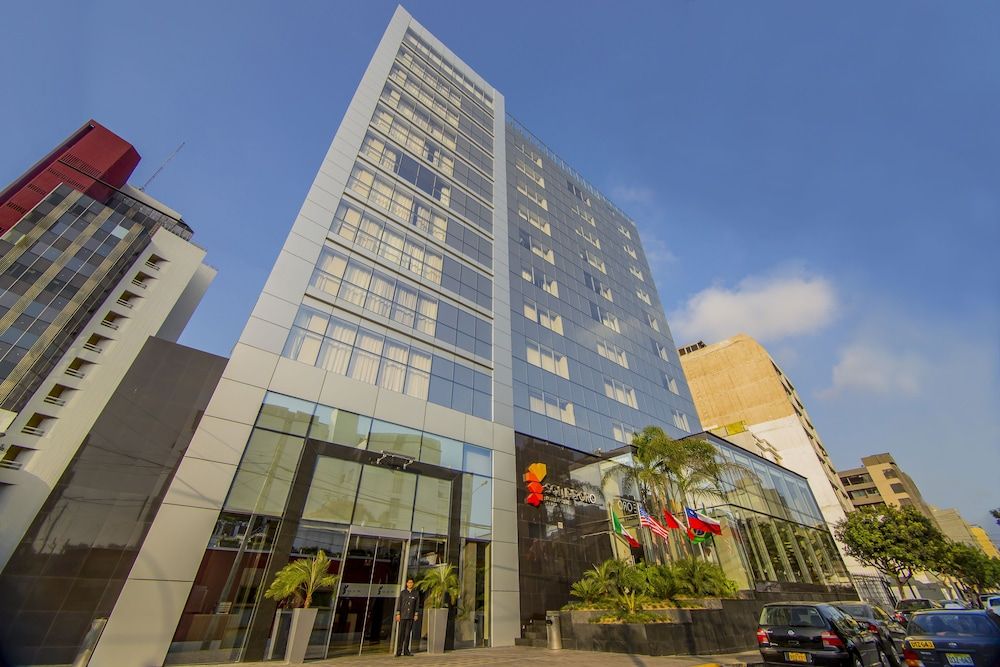 undefined Sol de Oro Hotel & Suites