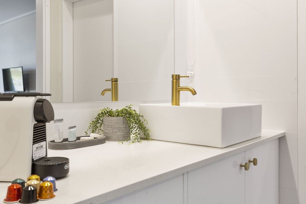 The Wine Vine Superior Twin Room 5