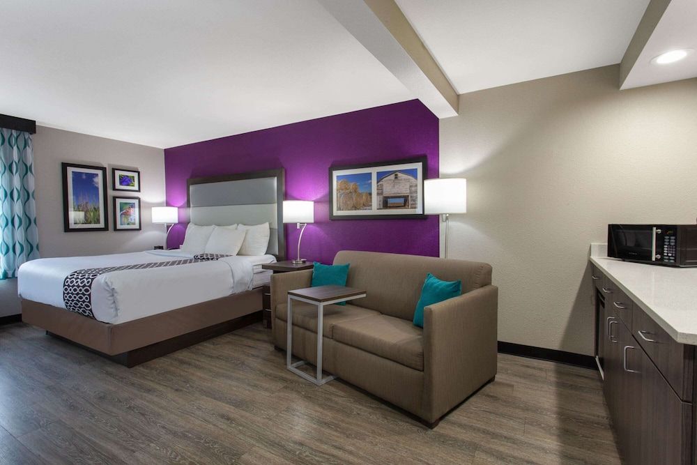 Executive Room, 1 King Bed with Sofa bed, Non Smoking