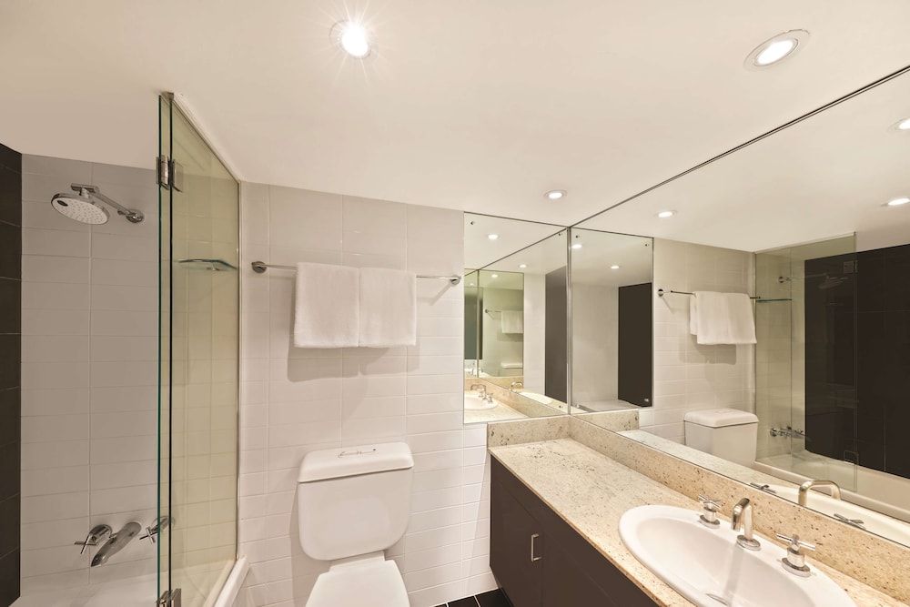 Adina Apartment Hotel Sydney Surry Hills Premier Apartment, 2 Bedrooms 9