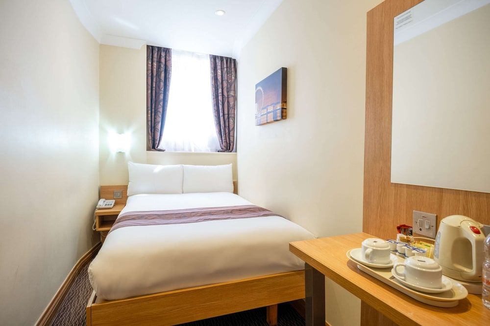 Comfort Inn Hyde Park Room, 1 Double Bed, Non Smoking (Small Room) 4