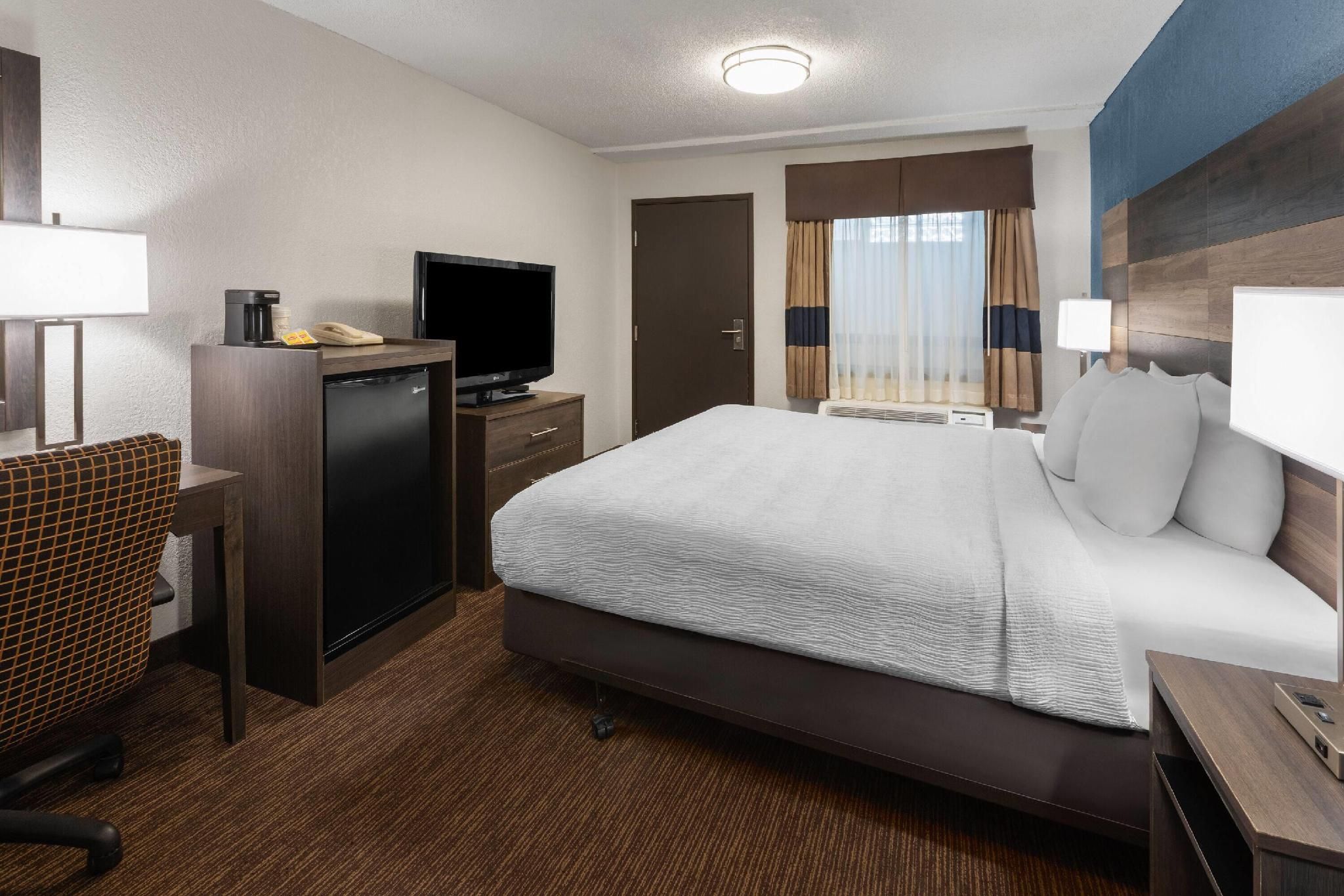 undefined Baymont by Wyndham Downtown Detroit 8