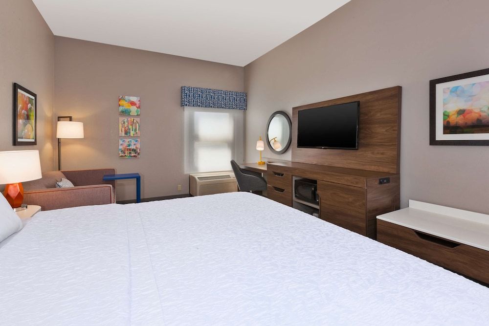 Room, 1 King Bed with Sofa bed, Accessible, Non Smoking (Hearing)