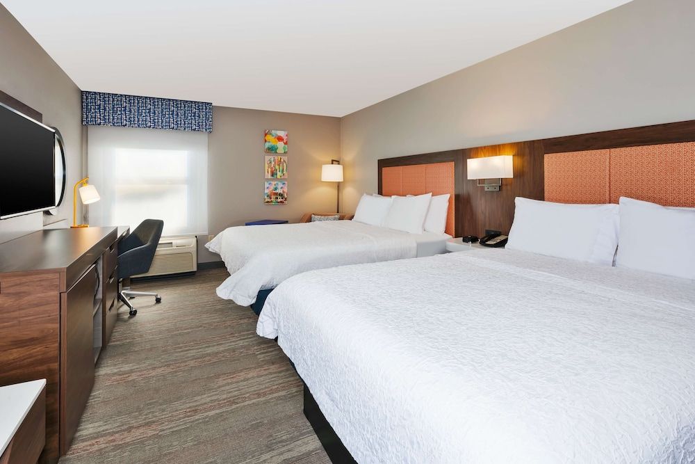 Room, 2 Queen Beds, Accessible, Non Smoking