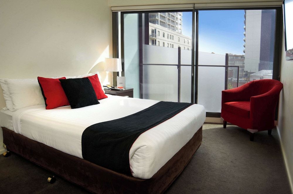 Comfort Apartments on Elizabeth Studio 2