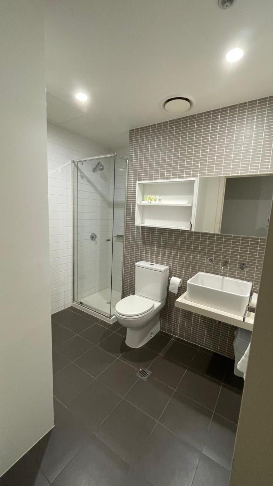 undefined Comfort Apartments on Elizabeth 9