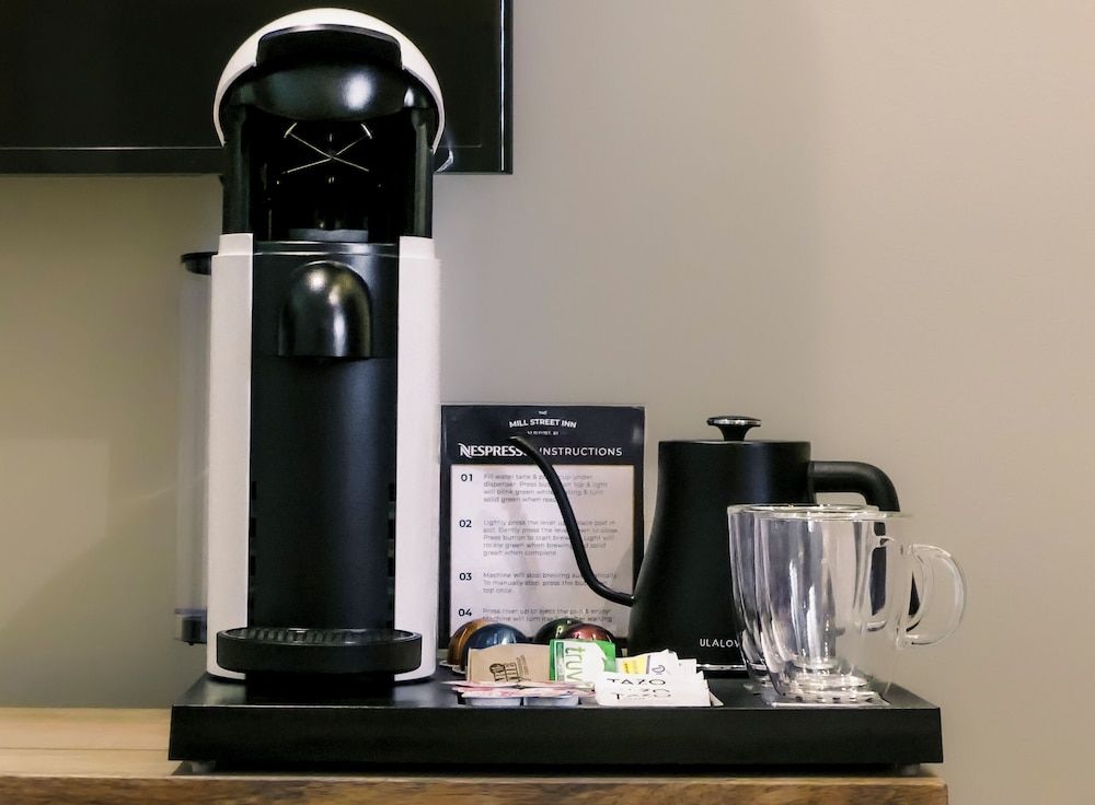 Mill Street Inn Studio Suite, 1 King Bed 5