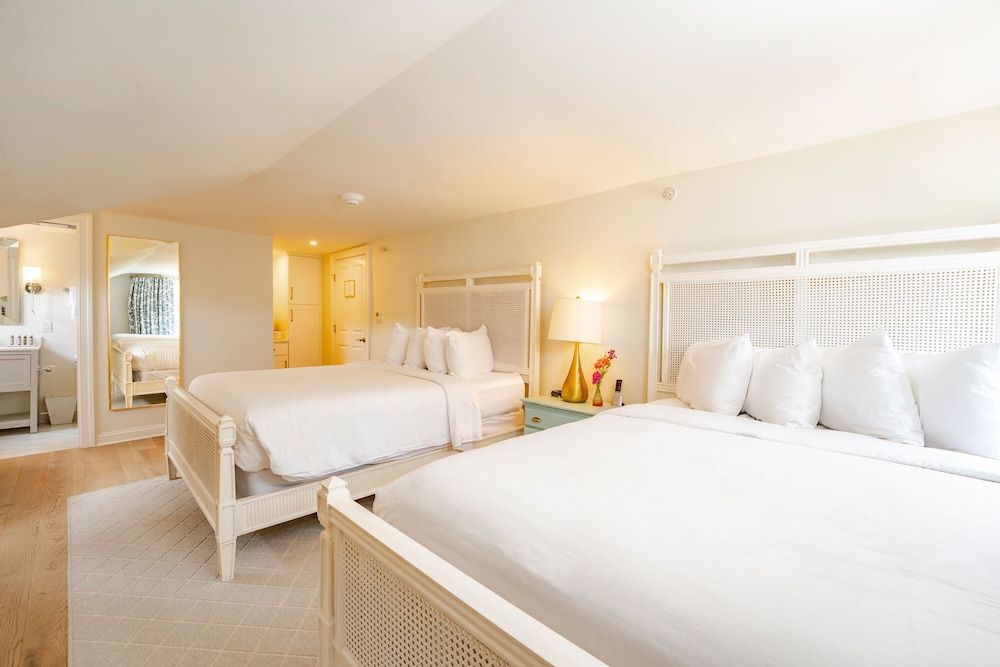 Standard Single Room, 2 Queen Beds